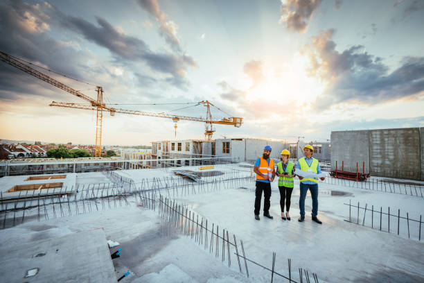 Best Custom Concrete Contractor  in Ballwin, MO