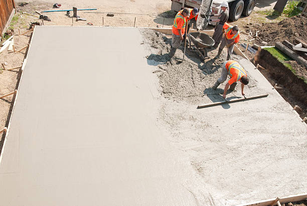 Best Concrete Flooring Contractor  in Ballwin, MO