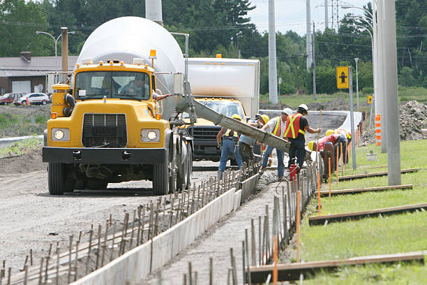 Best Residential Concrete Services  in Ballwin, MO